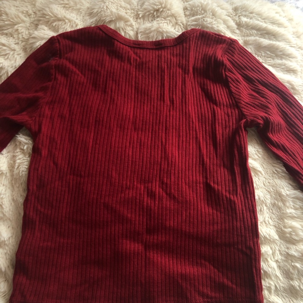 Red long sleeve crop top